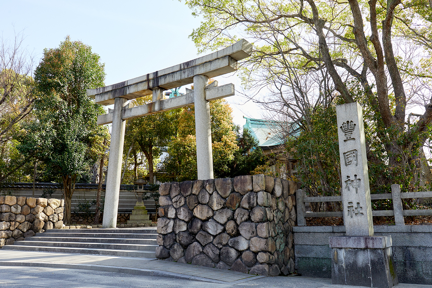 豊國神社